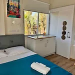 Smart Deluxe Studion6 Private Kitchenette Bathroom To 200m Marina Port 900m Лимасол